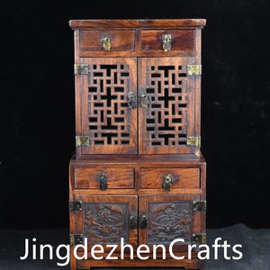 Chinese antique natural rosewood cabinet statue furniture decoration products can be collected and carved patterns can be used