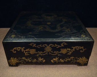 Chinese retro wooden body painted gold lacquer pan dragon generous box, precious and exquisite, worth collecting