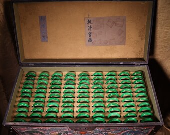 A box of rare high ice green jade bracelets hand-carved in China, exquisite and worth collecting