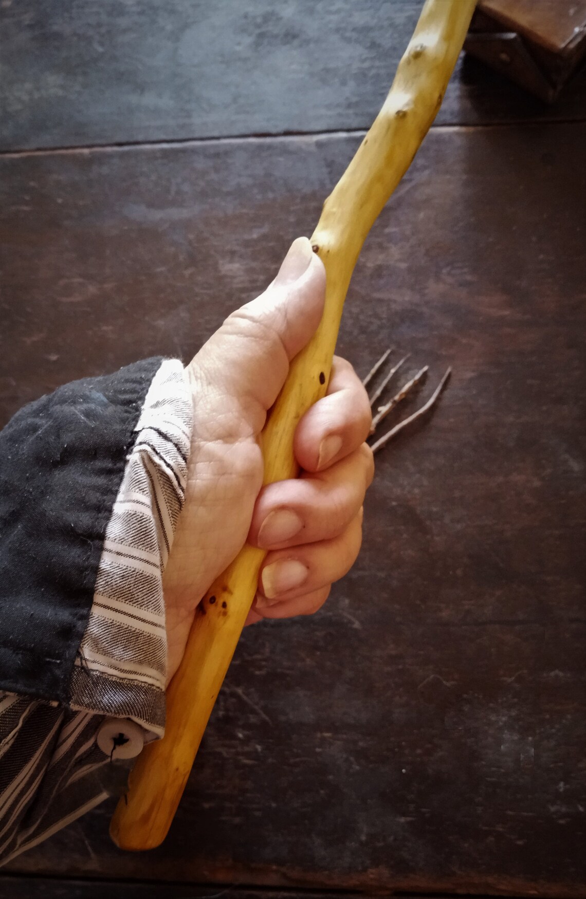 BLACKTHORN WAND 4 The PATHFINDER Wand Etsy