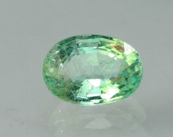 0,70 ct oval Paraiba-turmalin: Grönblå Mozambique-ädelsten