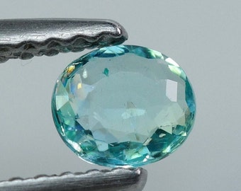 Neonblå Paraiba-turmalin: 0,28 ct oval Moçambique-ädelsten