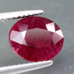 1.94ct Unheated Mozambique Ruby: Oval Red Gemstone, 9x7mm