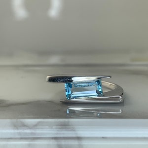 Sterling Silver Genuine Blue Topaz Ring