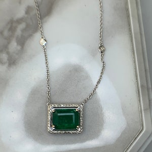 Estate 14kt Genuine 2.57ct Emerald and Diamond Pendant