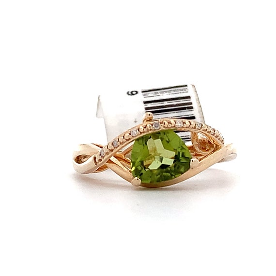 Estate 10kt Genuine Peridot and Diamond Ring - image 4