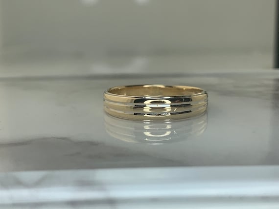 Estate 14kt Yellow Gold Band - image 1