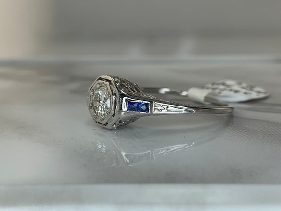 Estate 18kt .32ct Diamond Ring with Genuine Sapph… - image 3