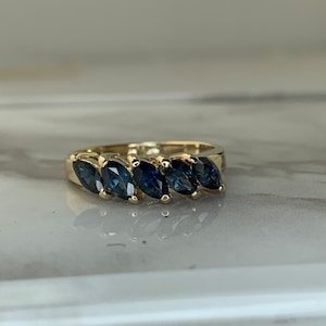 Estate 14kt Genuine Sapphire Ring