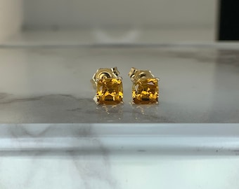 14kt Genuine Citrine Studs