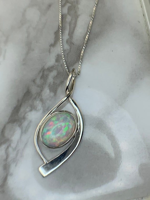 Estate Sterling Silver Genuine Opal Pendant