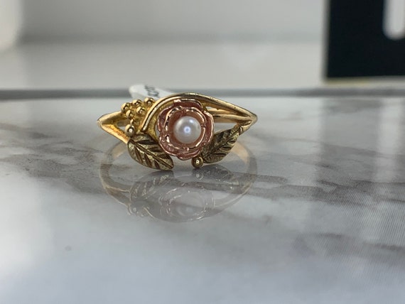 Estate 10kt Black Hills Gold Pearl Ring