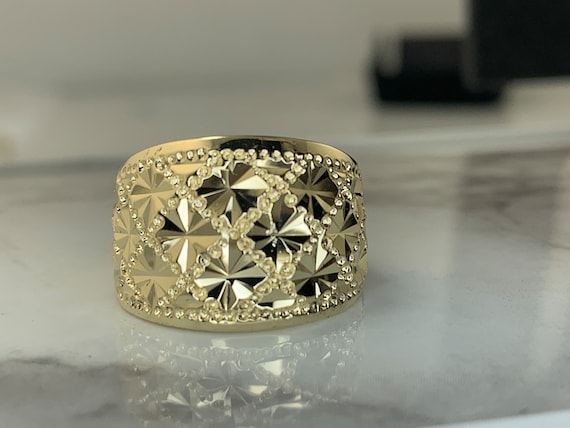 Estate 14kt 13.5mm Gold Band