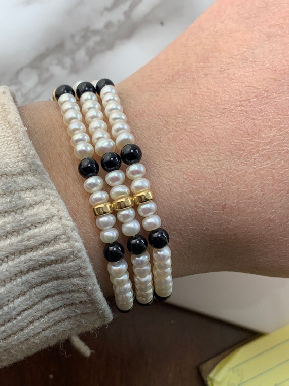 Estate 14kt Genuine Pearls and Black Onyx Bracelet - image 1