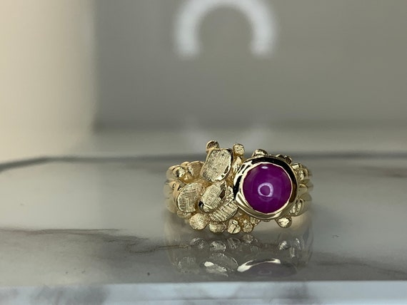 Estate 14kt Star Ruby Ring