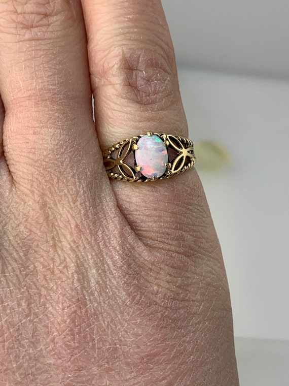 Estate 10kt Genuine Opal Ring - image 2