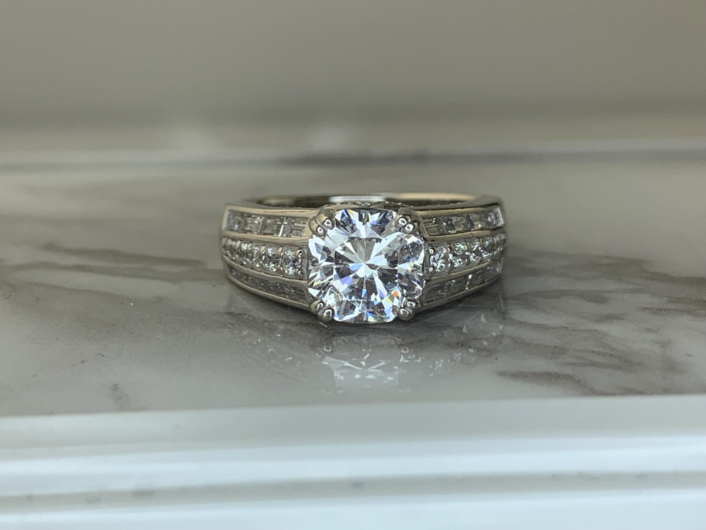 Estate 825 Cz Ring