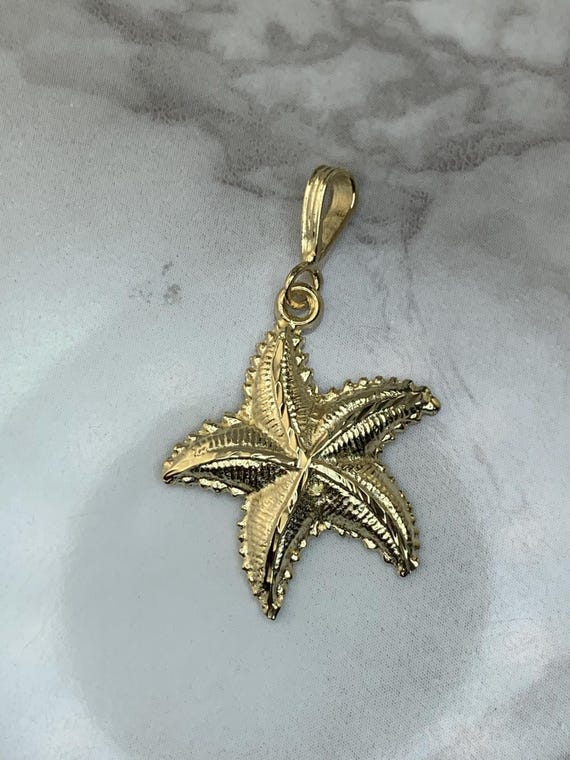 Estate 14kt Starfish Pendant