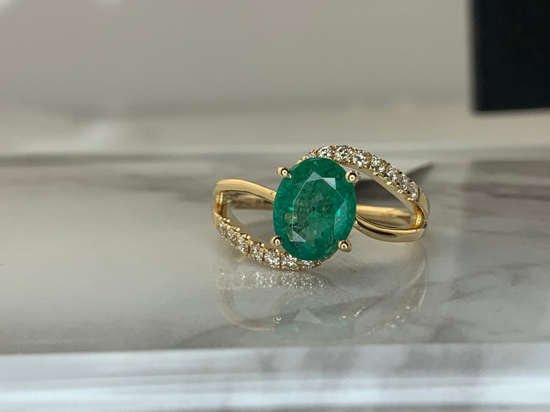 Estate 14kt Emerald and Diamond Ring