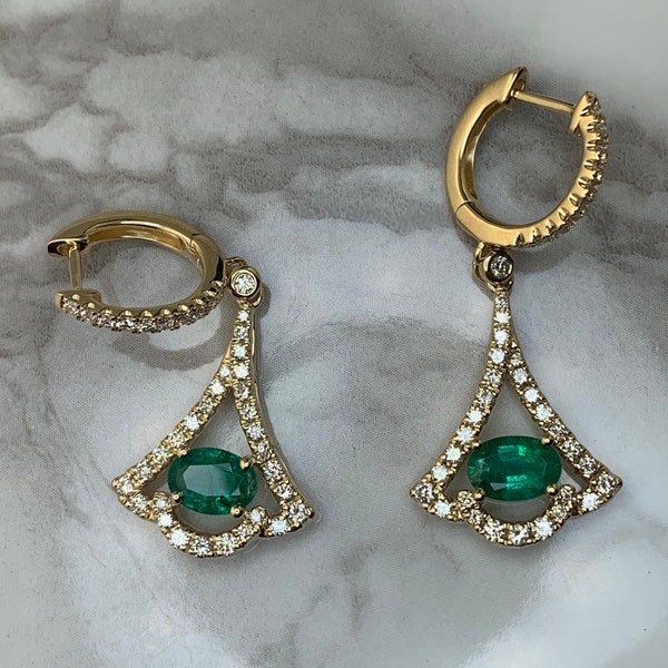 Estate 14kt Genuine 1.34cttw Emerald and Diamond Earrings