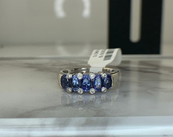Estate 18kt Genuine Tanzanite and Diamond Ring