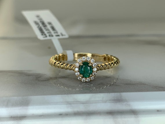 Estate 14kt .16ct Emerald and Diamond Ring