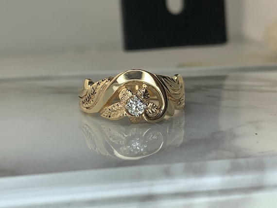 Estate 14kt .15ct Diamond Floral Ring