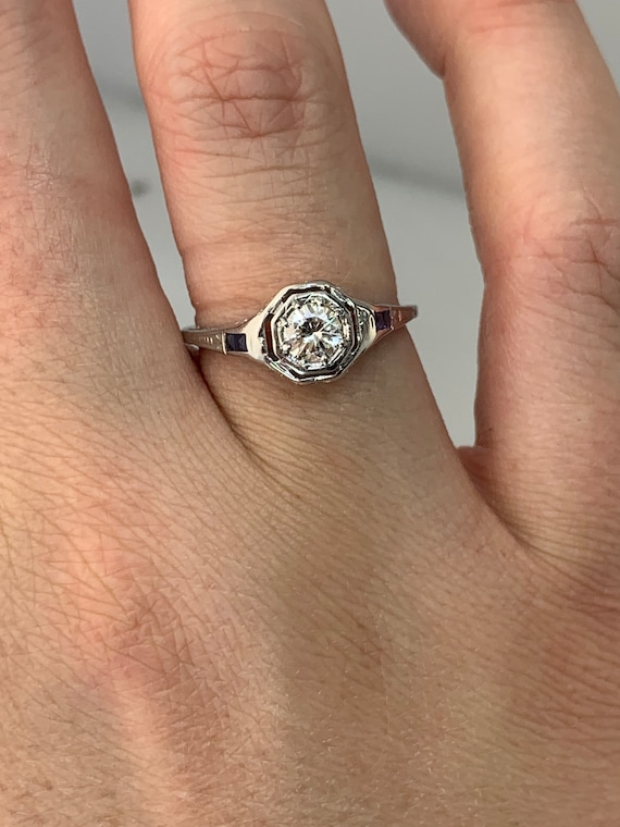 Estate 18kt .32ct Diamond Ring with Genuine Sapph… - image 2