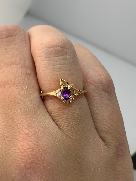 Estate 14kt Genuine Amethyst and Diamond Ring - image 2