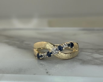 Estate 10kt Genuine Sapphire and Diamond Ring