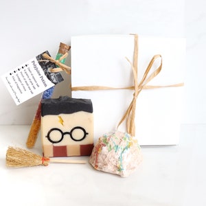 Mini Wizard Spa Gift Set, Wizard House Set, Self Care Gift Box, Bath Gift Box, Soap Gift Set, Christmas Gift for Self Care, Gift For Her image 2