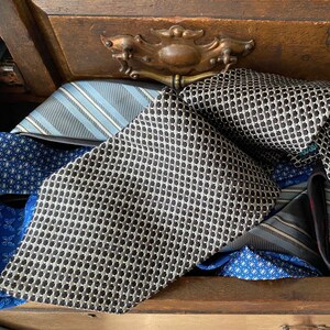 Vintage silk necktie with graphic prints from Bolgheri