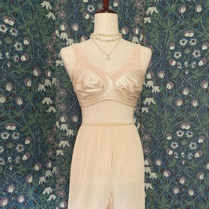Soft cup bra with lace neckline in beige, size 34C