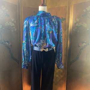 Vintage black velvet straight leg pants by Ronni Nicole, size M/L
