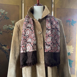 Vintage silk scarf with Paisley print