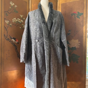 Vintage embossed leather and fur coat in grey, size XL