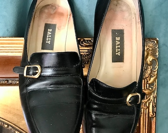 Vintage skórzane mokasyny Bally na obcasie w kolorze czarnym z ozdobnym zapięciem na klamrę, rozmiar 5