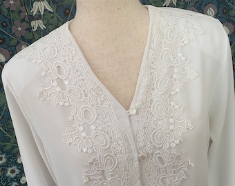 blouse blanche vintage avec application de dentelle, taille L