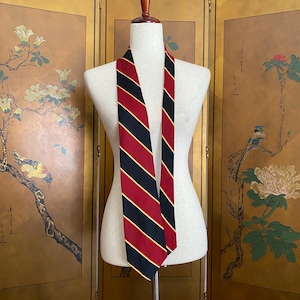 Vintage Yves saint Laurent silk necktie with stripes