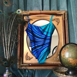 Vintage one piece bathing suit with graphic print in blue, size 10