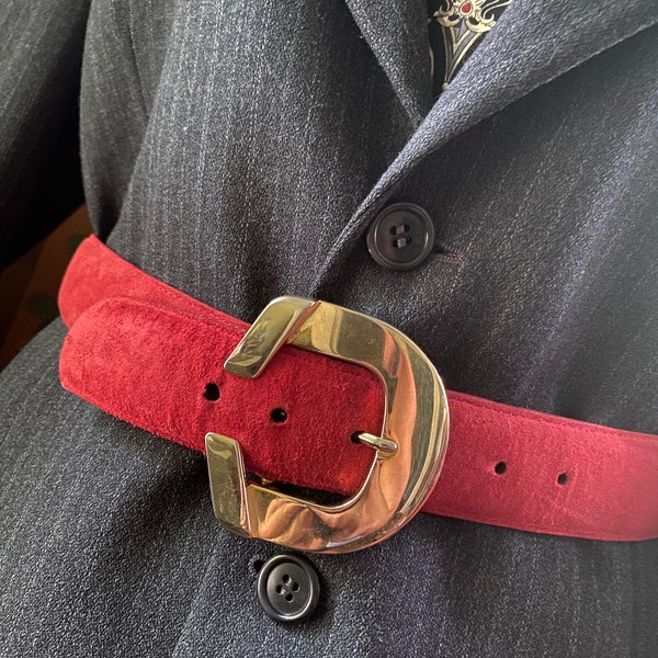 Vintage Cashmere suede belt in red with gold buckle by Lejon, size M