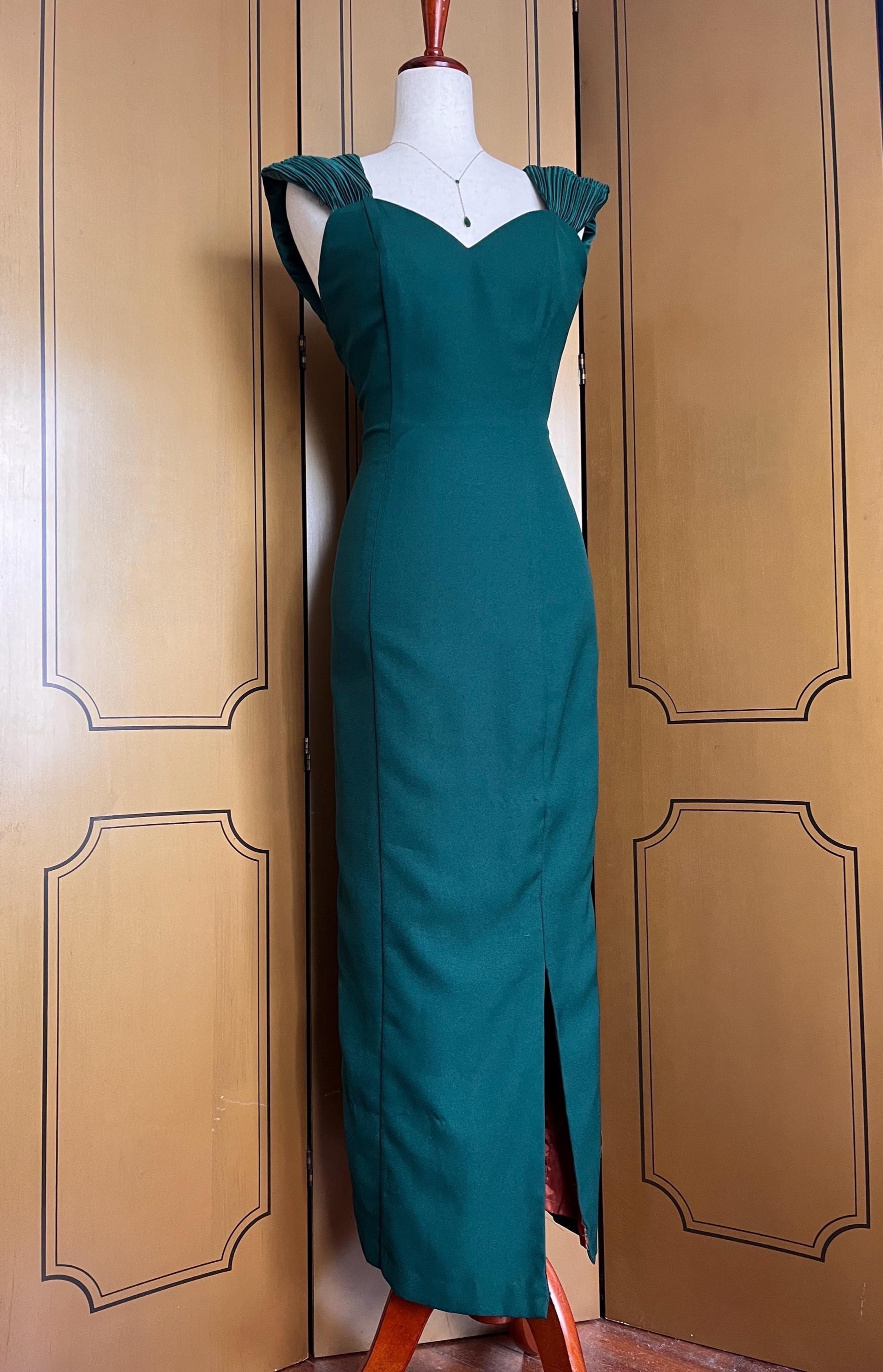 slim fit dress slacks Unique Vintage Plus Size Emerald Green Floral Print Dahlia Swing Dress