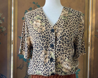 Vintage blouse with cheetah and flower print, size M/L