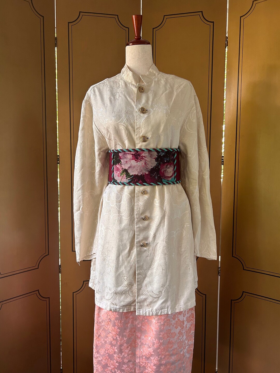 Large Statement Belt With Floral Print and Lace up Corset  display picture 2