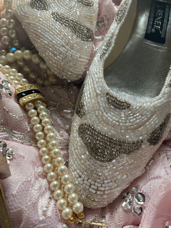 Vintage beaded pumps by J. Renée, size 7 1/2 (38.… - image 2