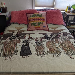 Flower dance Sisters Throw