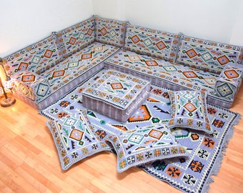 Conjunto de sofás árabes em L cinza: decoração turco-marroquina