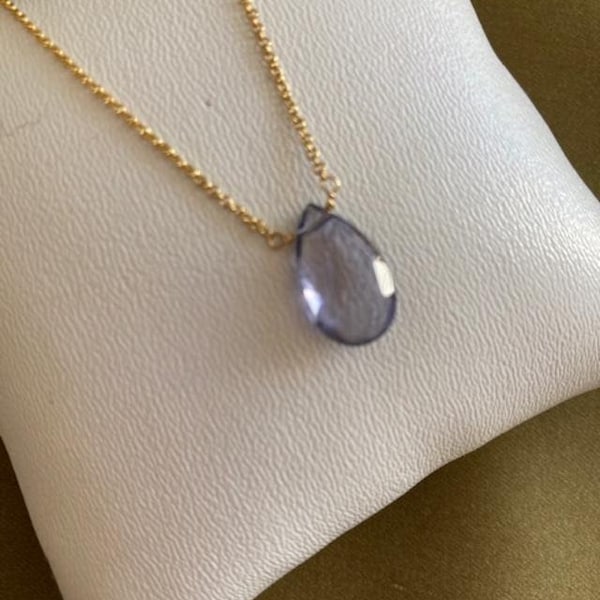 Goutte de Tanzanite-Bijou discret en or 14 ct femme–Raz du cou délicat or et bleu- Chaîne fine 14 carats- Collier de toutes les occasions