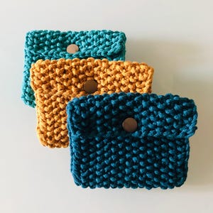 Porte-monnaie, porte-cartes tricoté avec du coton recyclé
