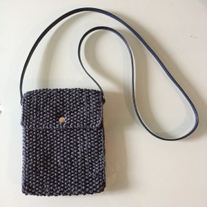 Petit sac bandoulière bleu en coton recyclé